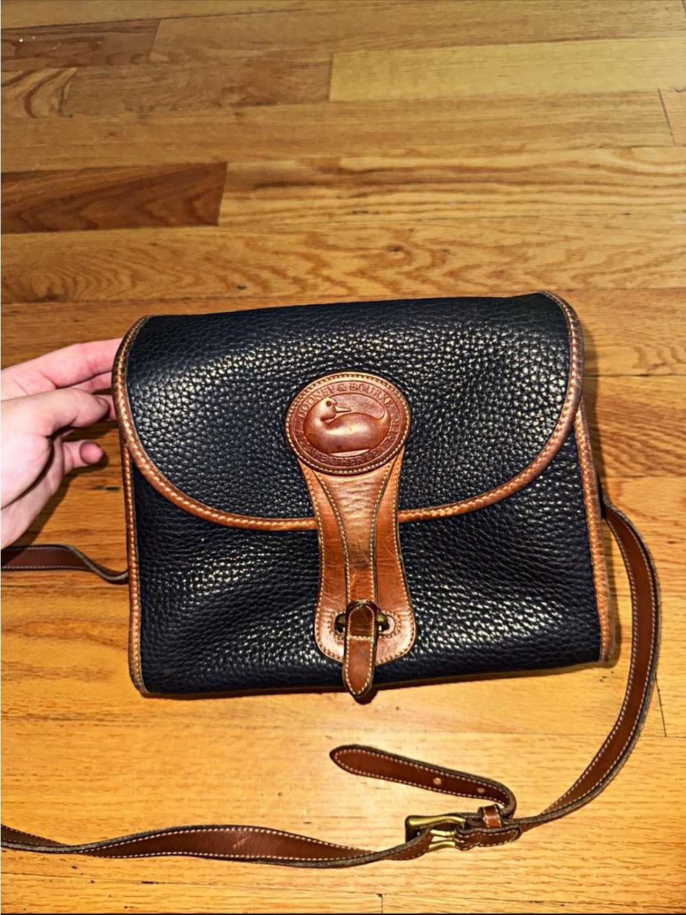 Vintage dooney and Burke crossbody